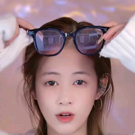 卖洋芋嘞小周周✌️