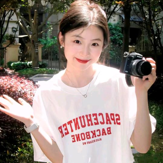 小椰汁❤️💐🌷🌸🍀