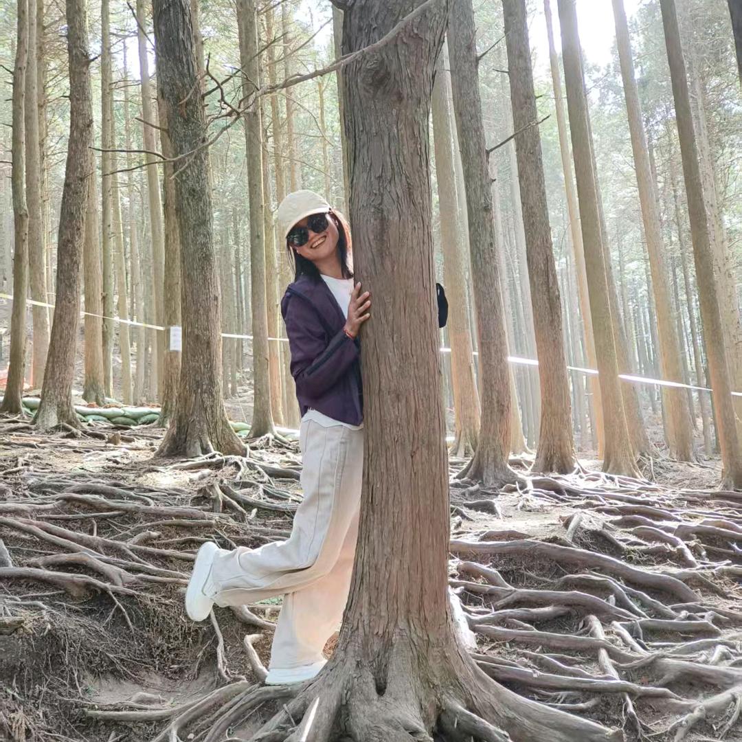 杨杨得亿