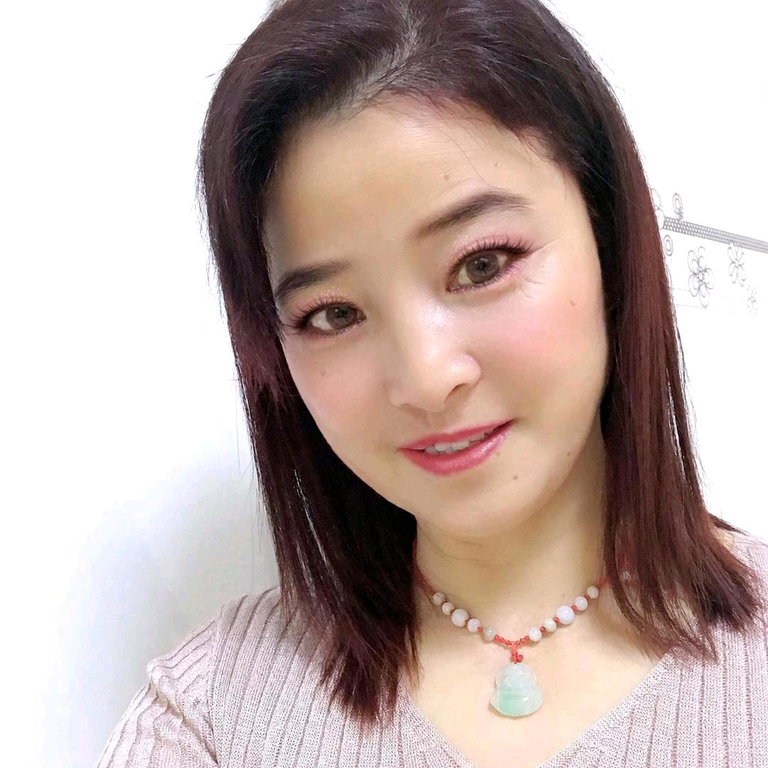 我是陈家傻妹妹。