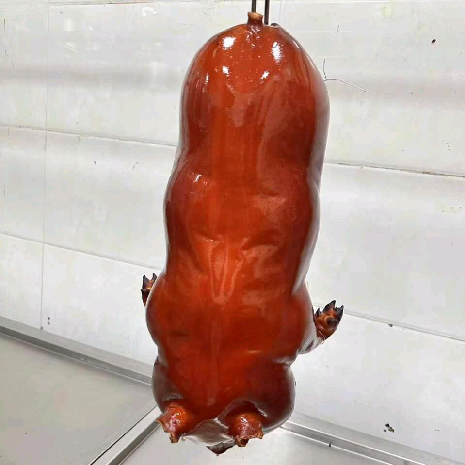 城南市场乳猪批发