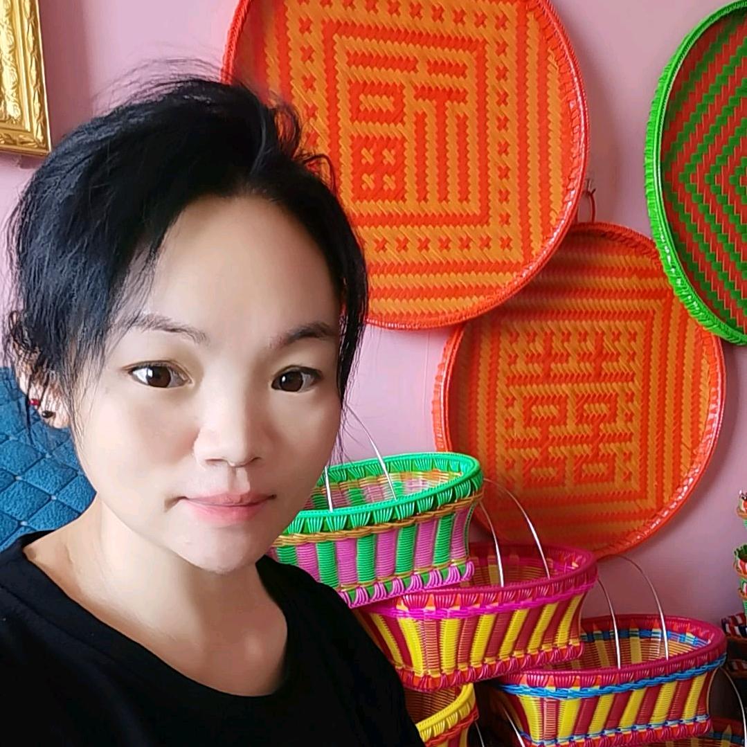 小兰编织也爱学跳舞💃