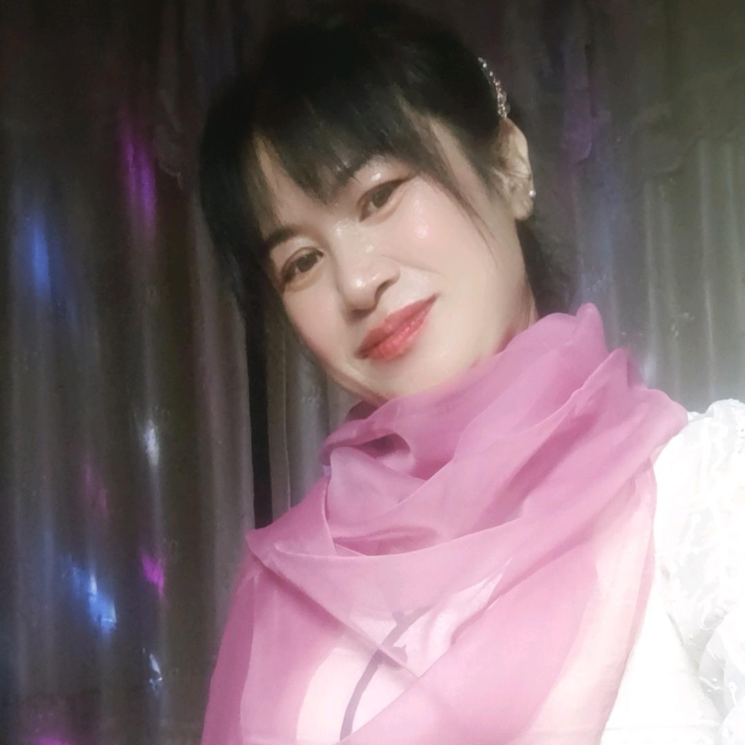 雪容儿。🎤每天晚上7.点半直播，