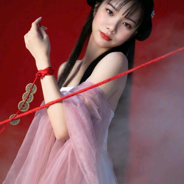 ꦿꕥ᭄:人生如戏꧔🎀᭄