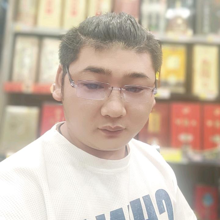 棋神李流儿《云顶之弈》