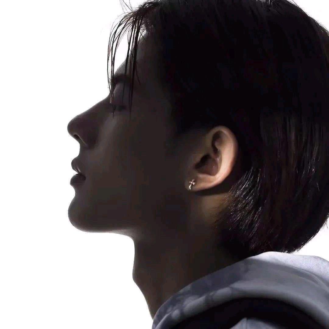 轻语