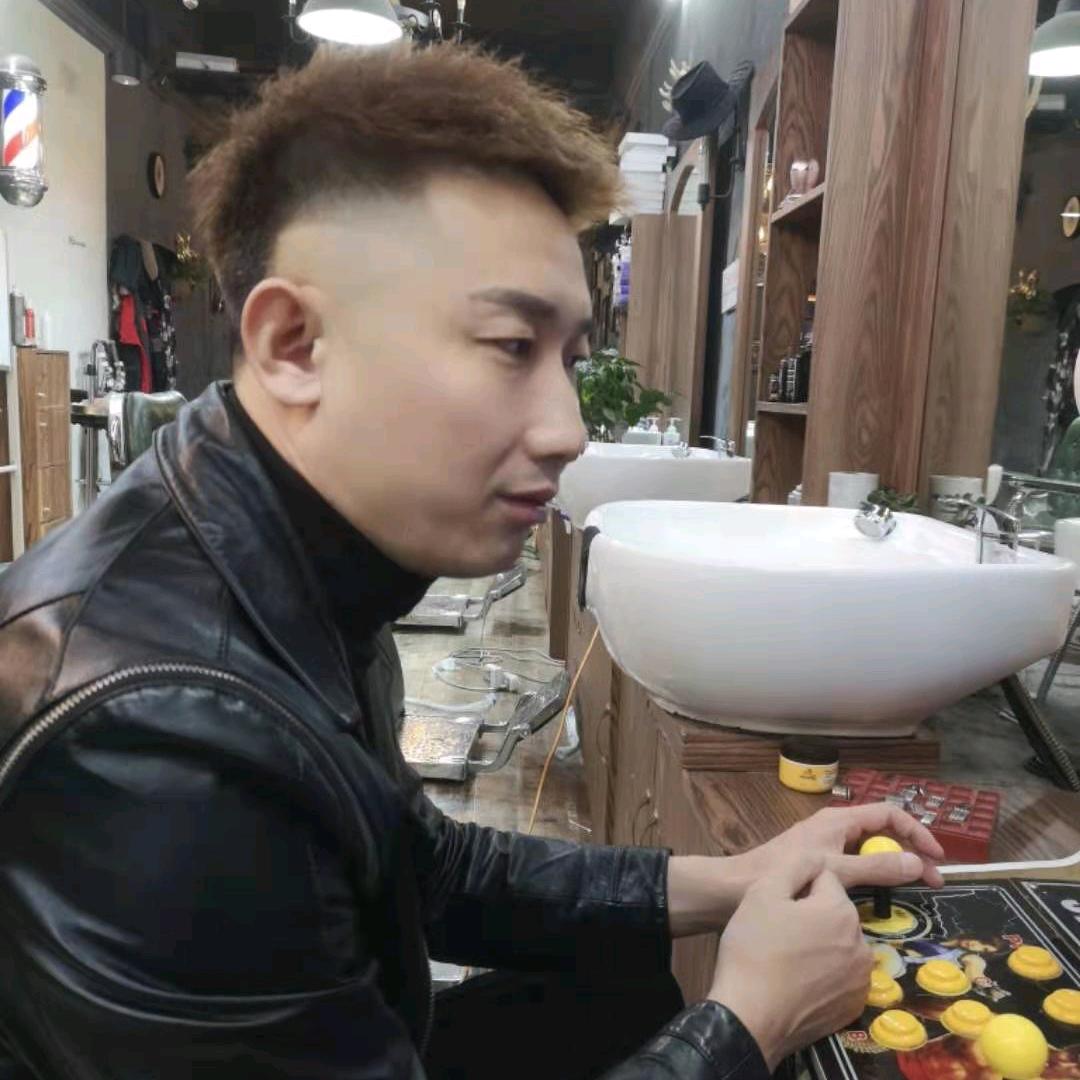 勇闯，红酒 西夫拉姆