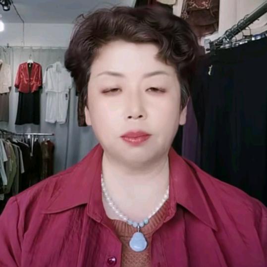 霞姐