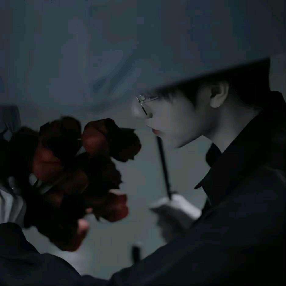 蓝桉（国服阿轲）