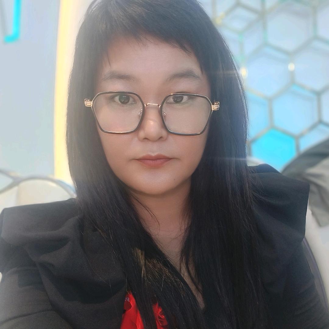 达旗美心教练兼校长