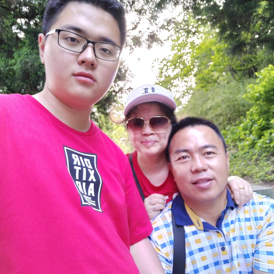 专业内外装修三哥