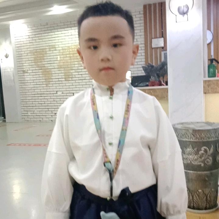 巴