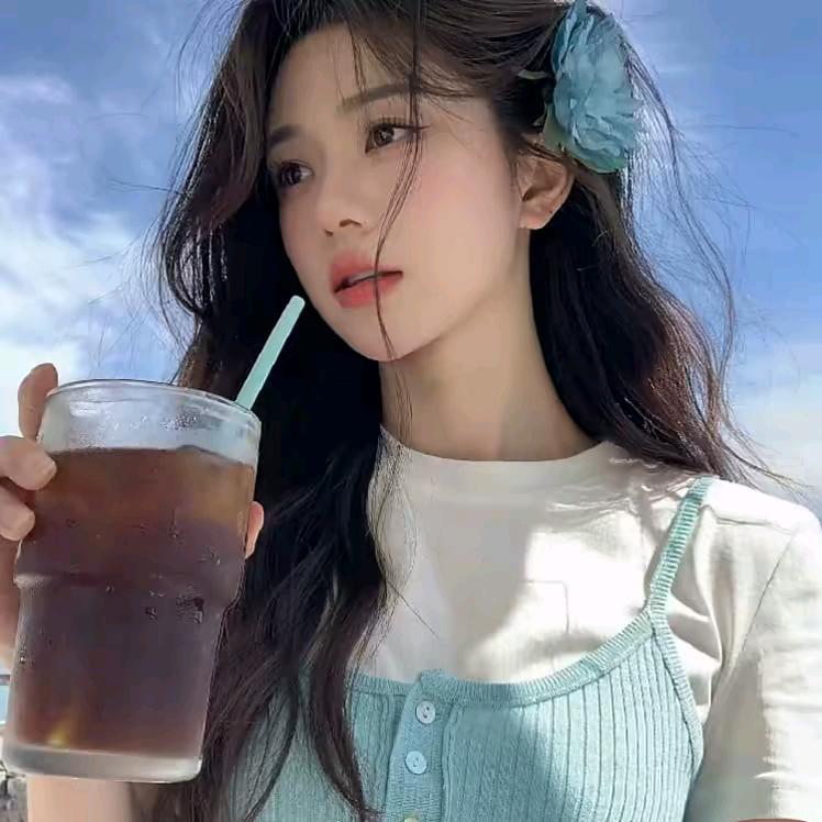 小菲穿搭