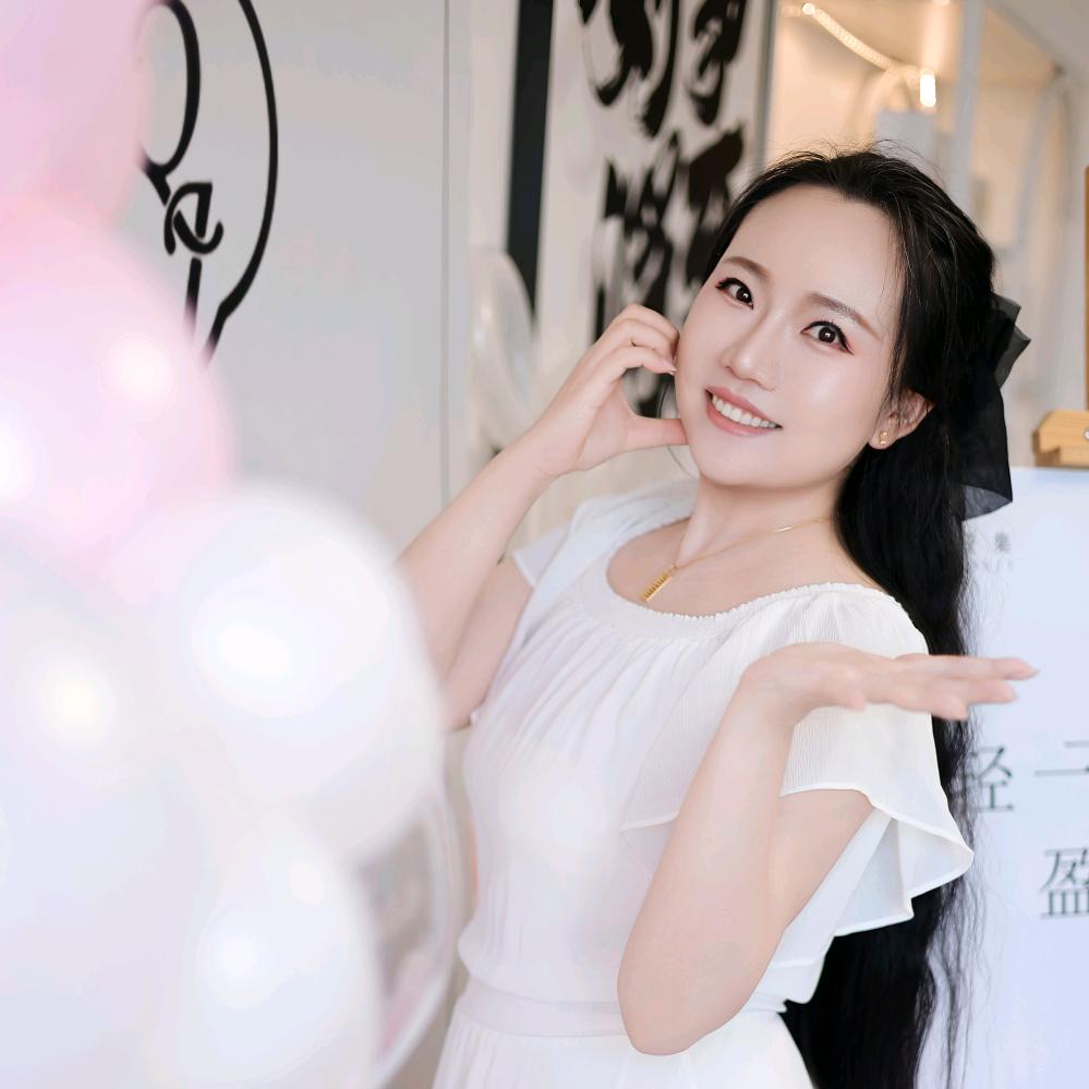 李颜希