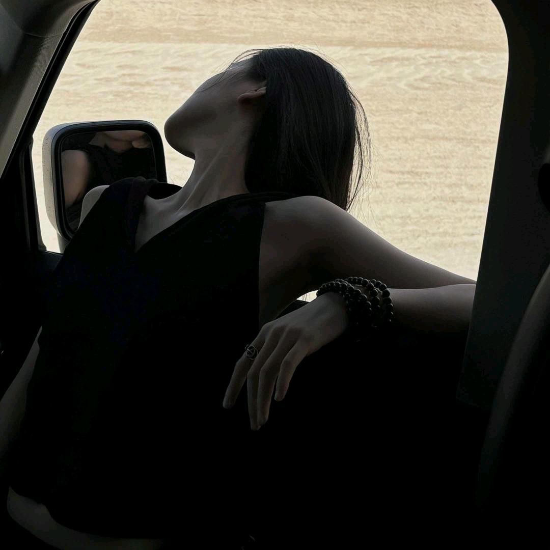 D B、（努力搬砖版）