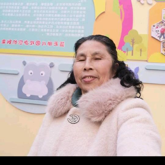 幸福阳光刘芝华