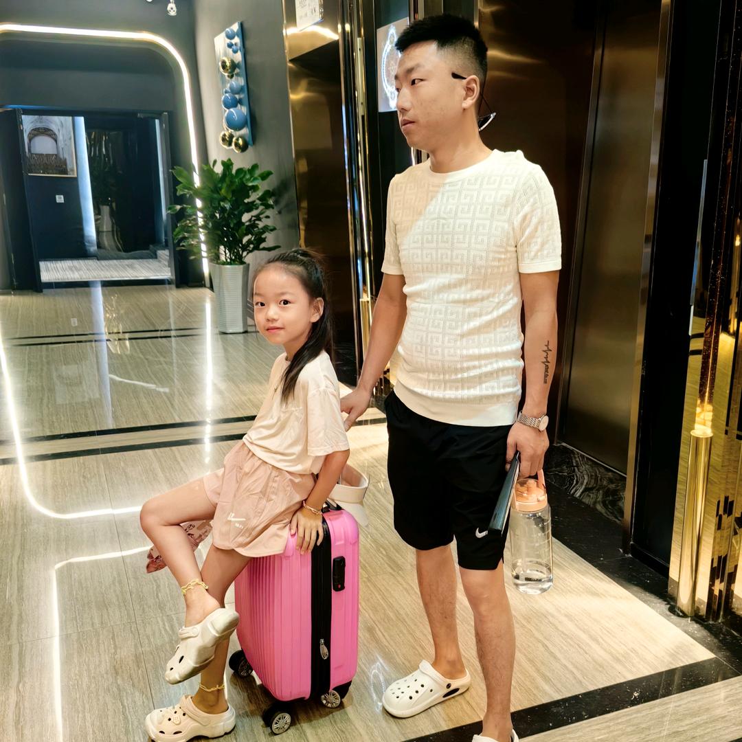 亿诺鑫二手车批发