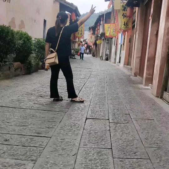 谎言的承诺