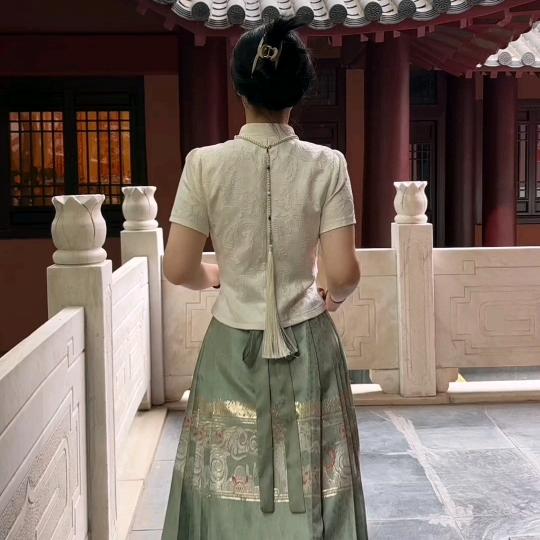 凡凡家国风新中式