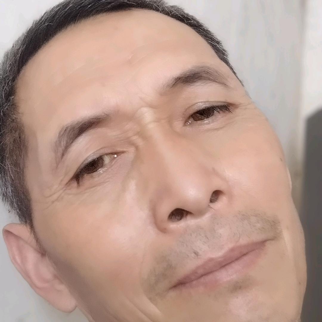 低调哥,