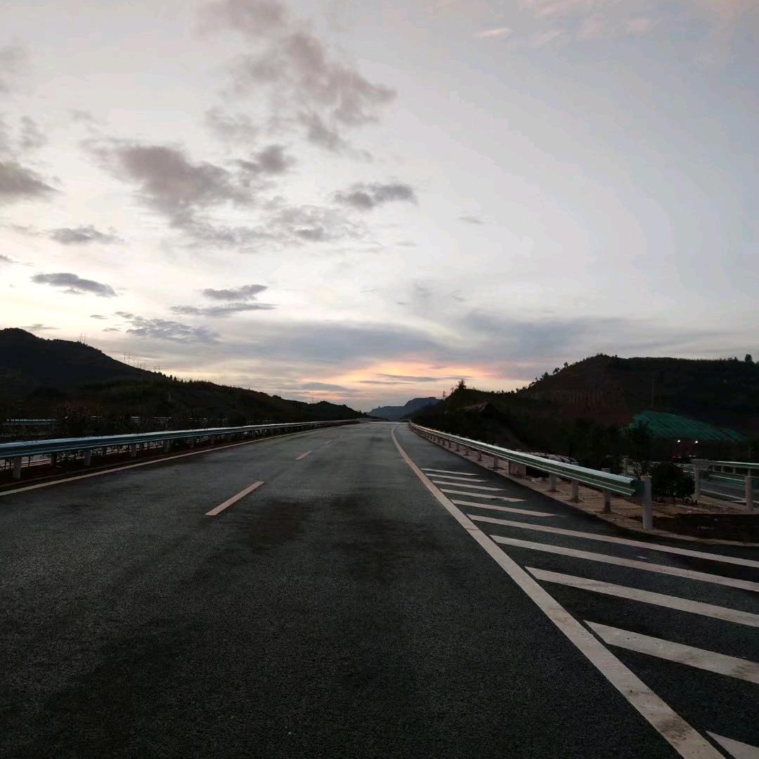 你莫管他