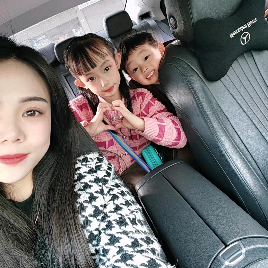 瓮安花竹园（甜甜圈童装店）