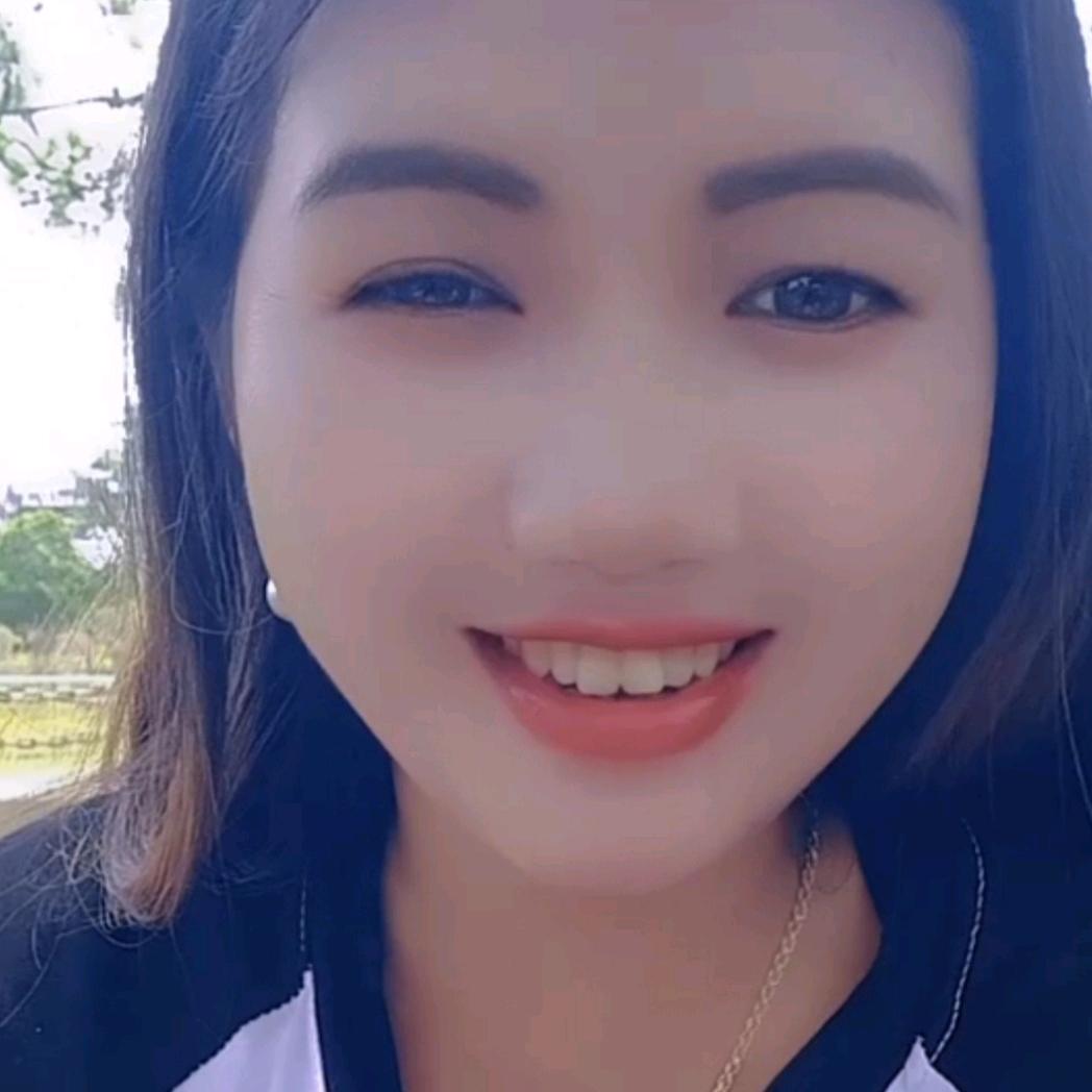 云南      金兰花