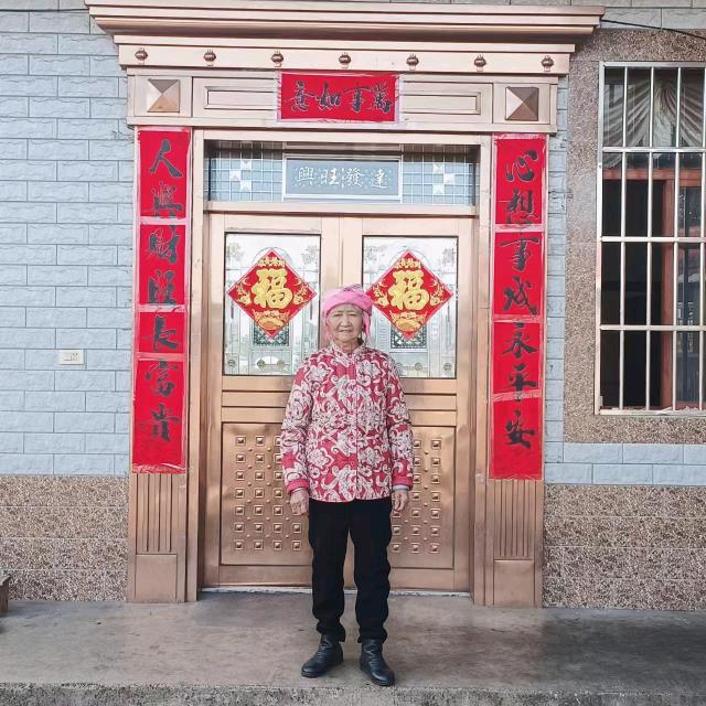 80岁老人
