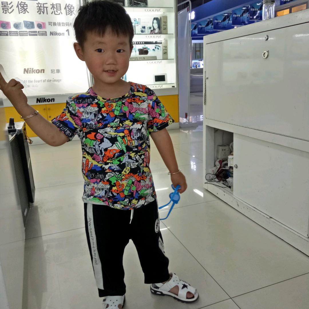 阜阳商厦李莉侠