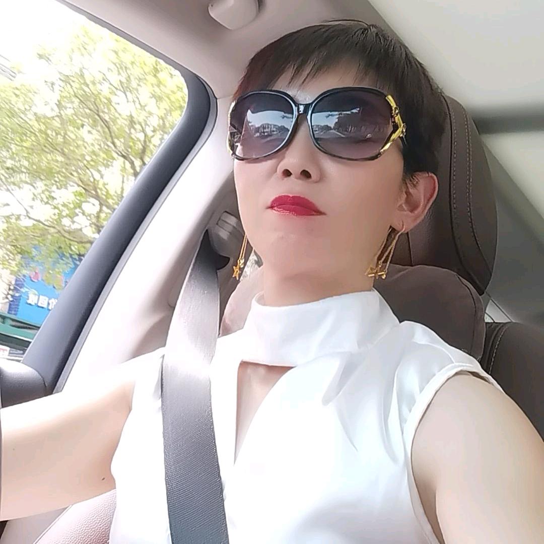鸿鸿