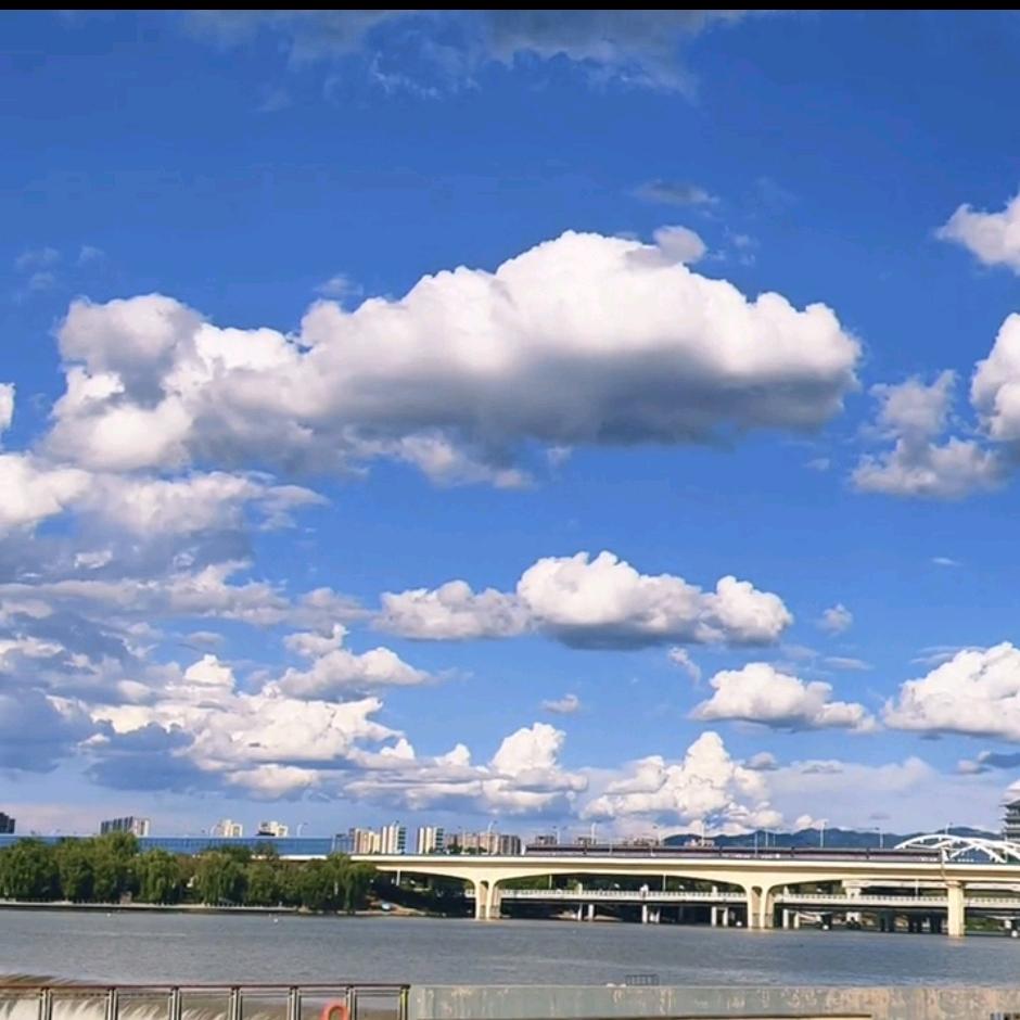 🦋এ᭄💞请叫我憨憨⁵²᭄এ🦋