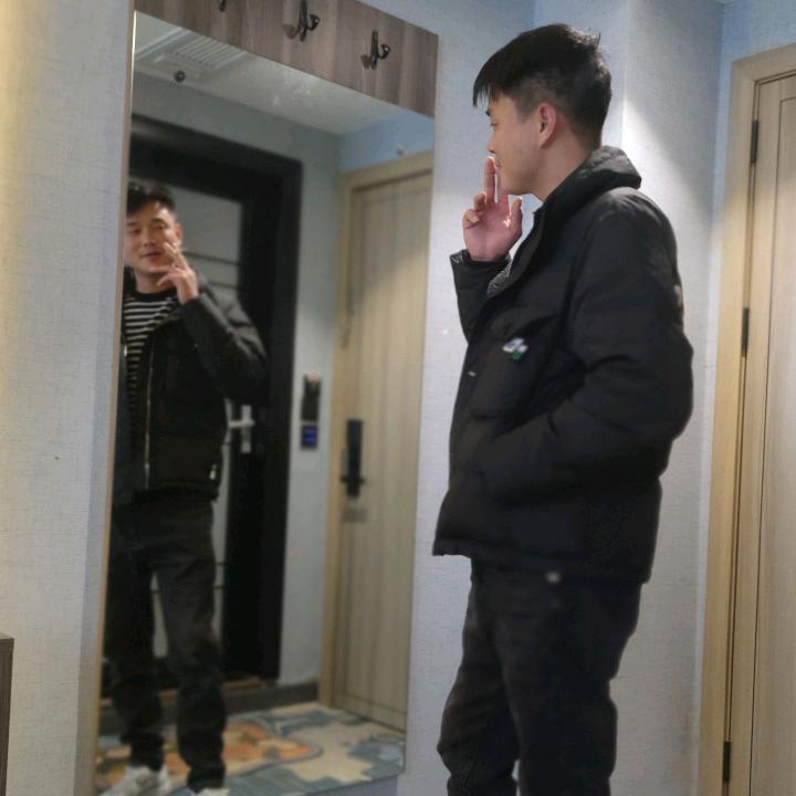 《二少爷》
