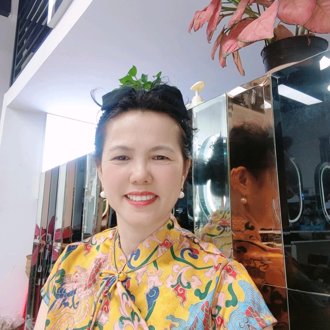 海口龙华黄艺蓉发艺店