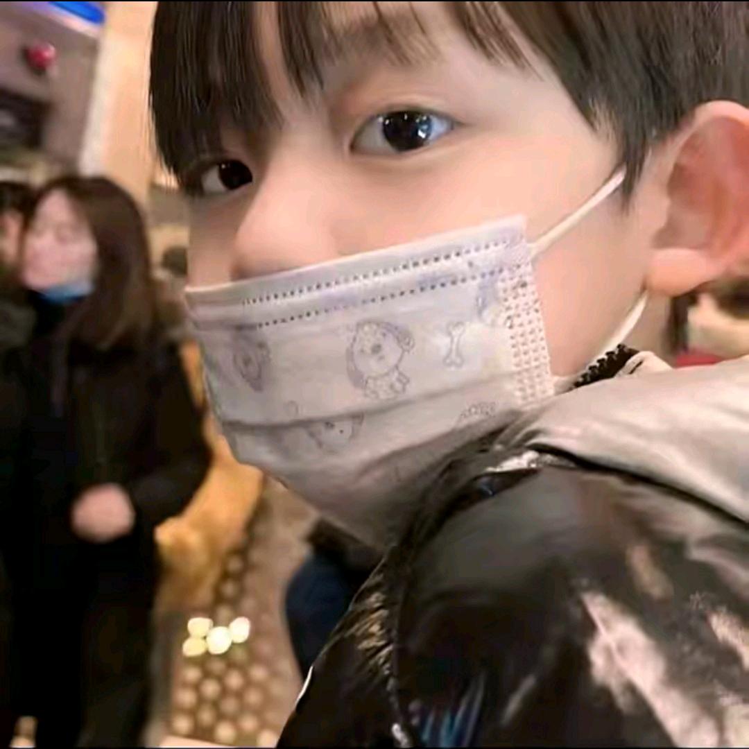 小晨