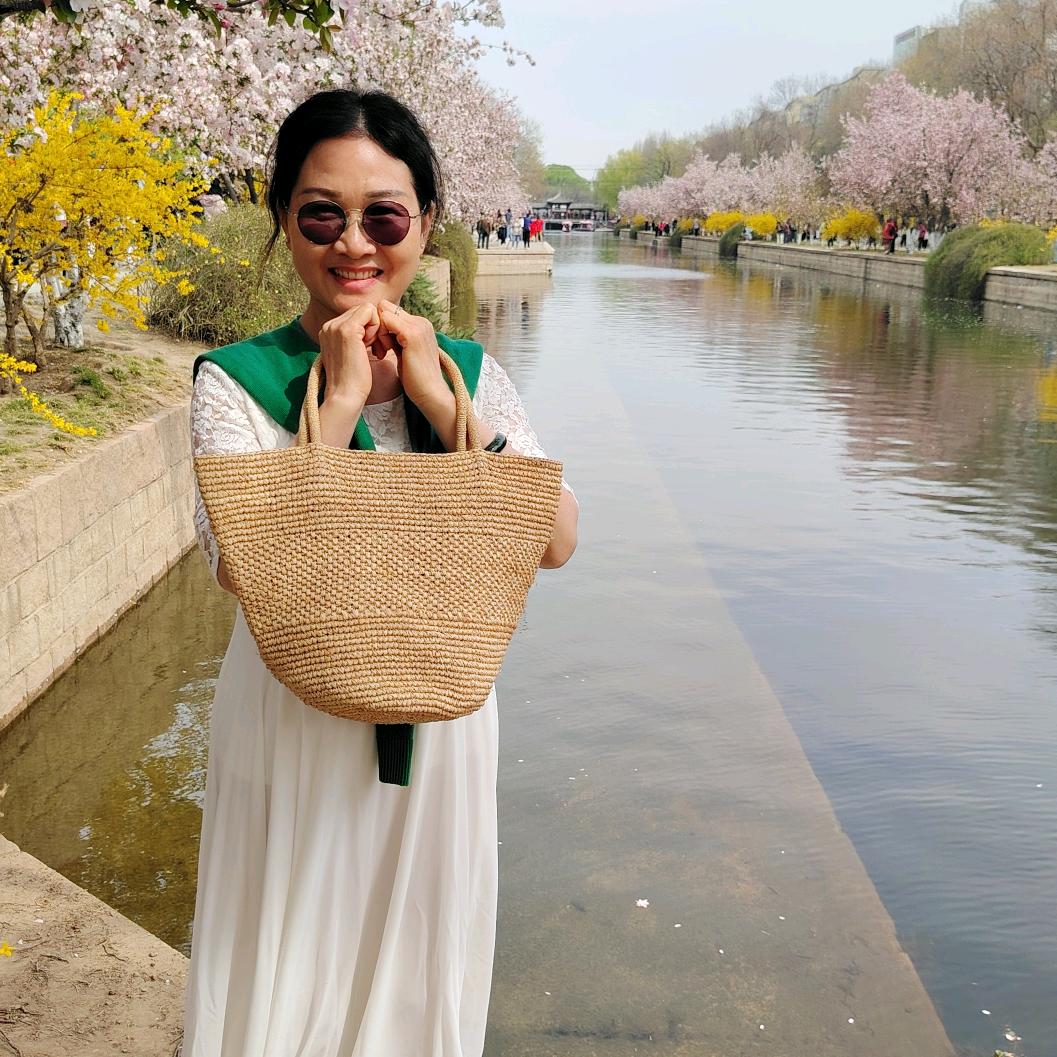 手机用户在水一方