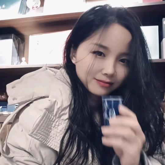 是“迦楠”呀！