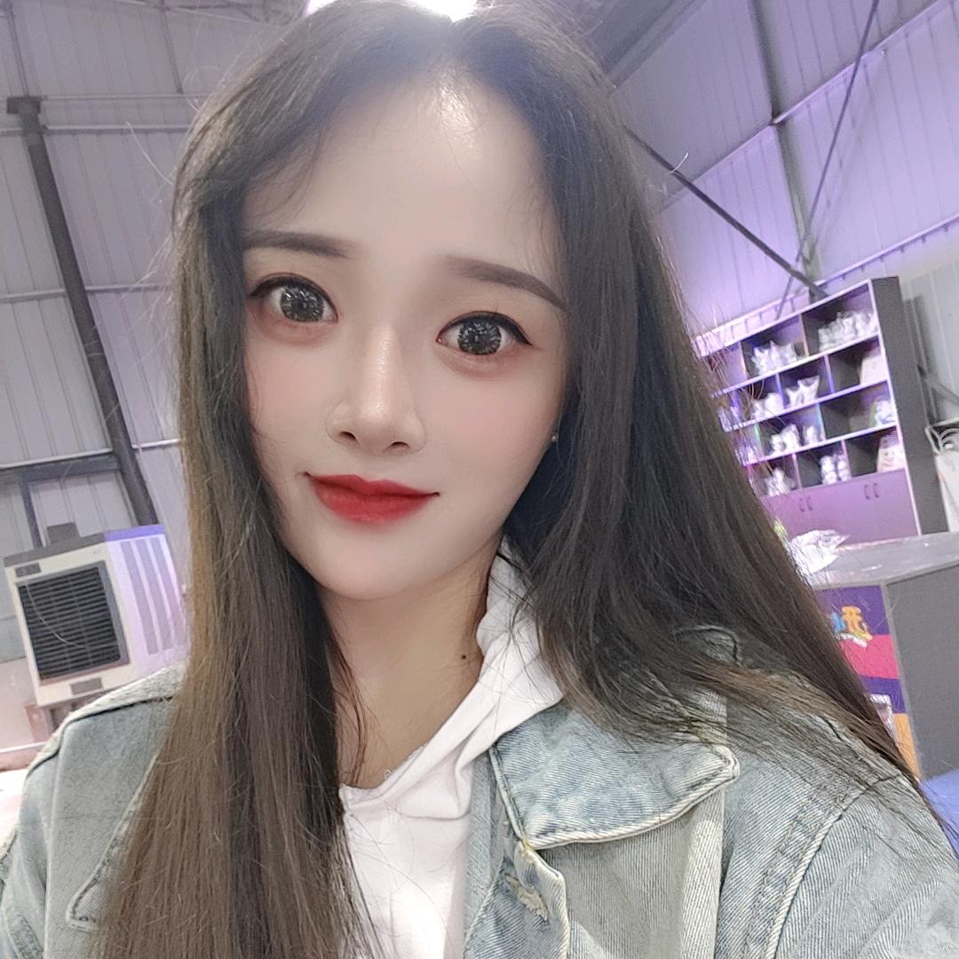贵阳二手车批发  糖糖