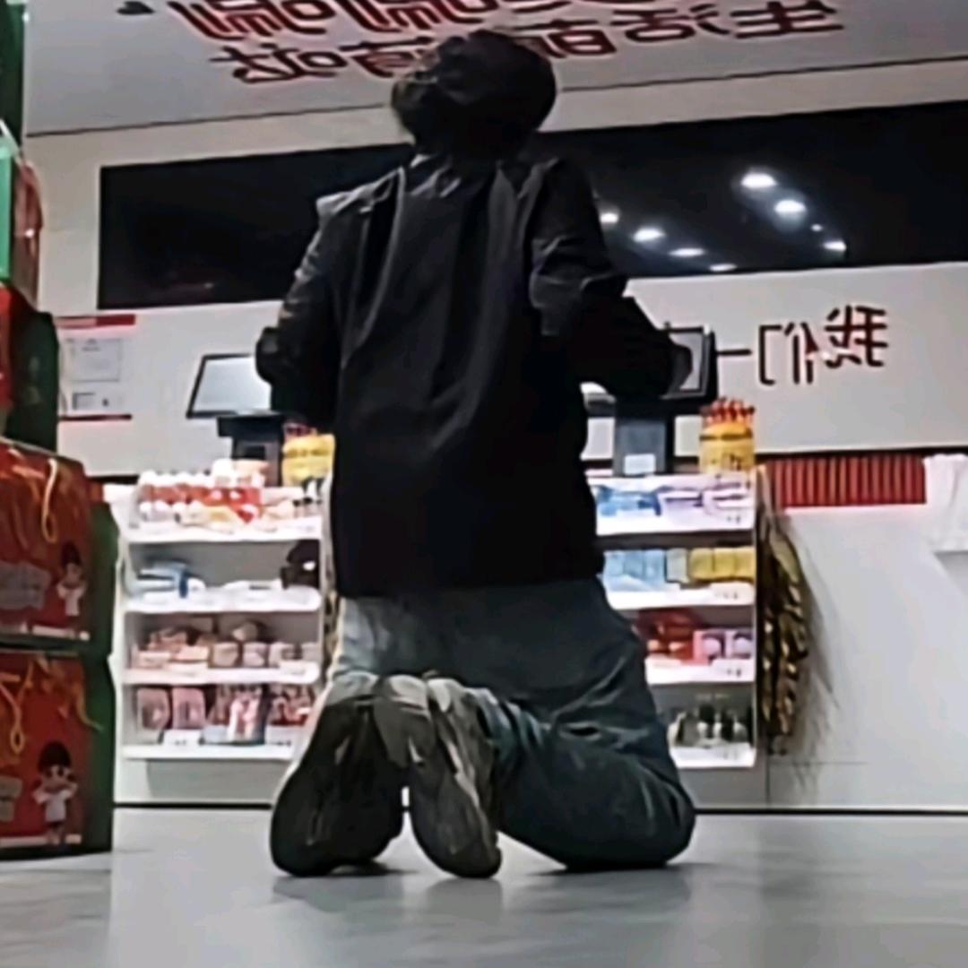 万辞王 强哥（十年进过三百多家企业）