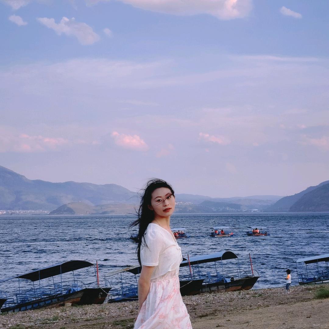 秋天小肥鱼