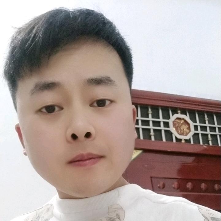 小蜜蜂😘619