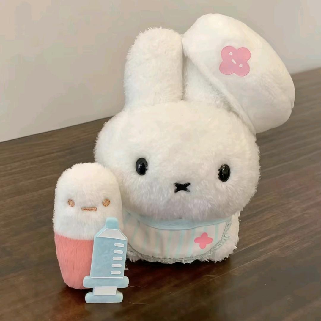咬一口汉堡包