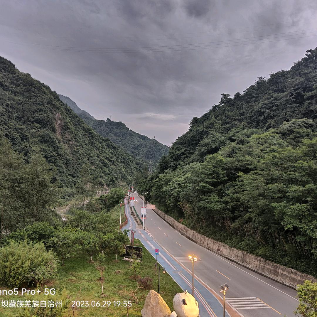 合作汽车
