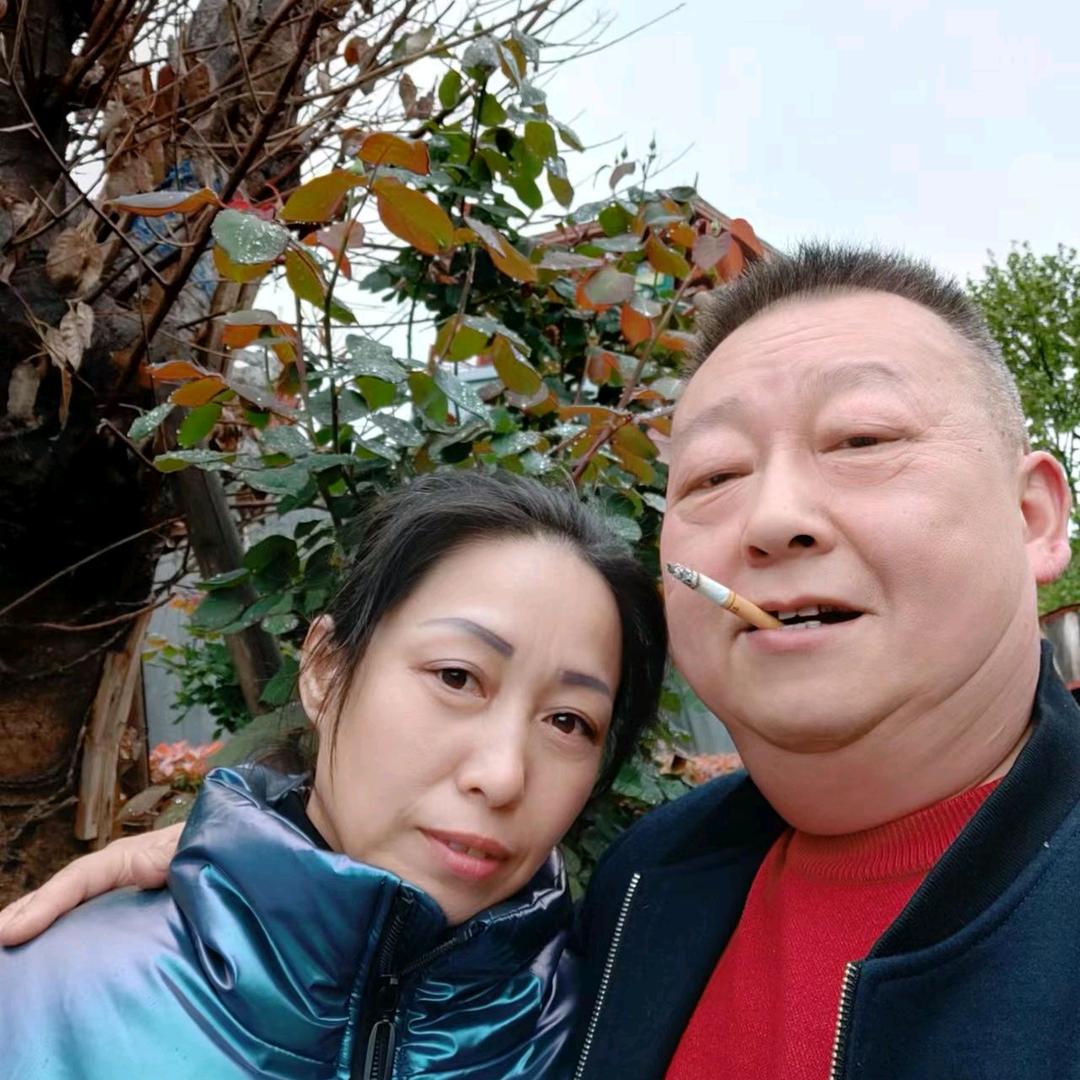 洪斌清艳