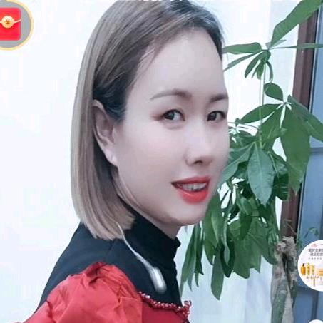 双囍兰兰精品女装(喜欢美衣进