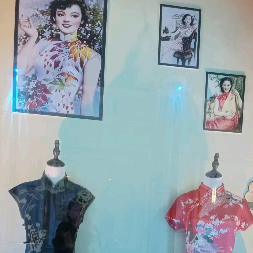 中东女装面料客服2