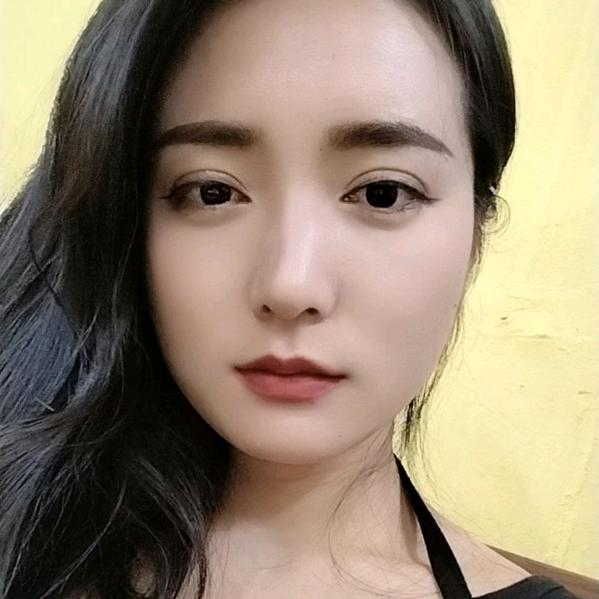 是妍妍呐