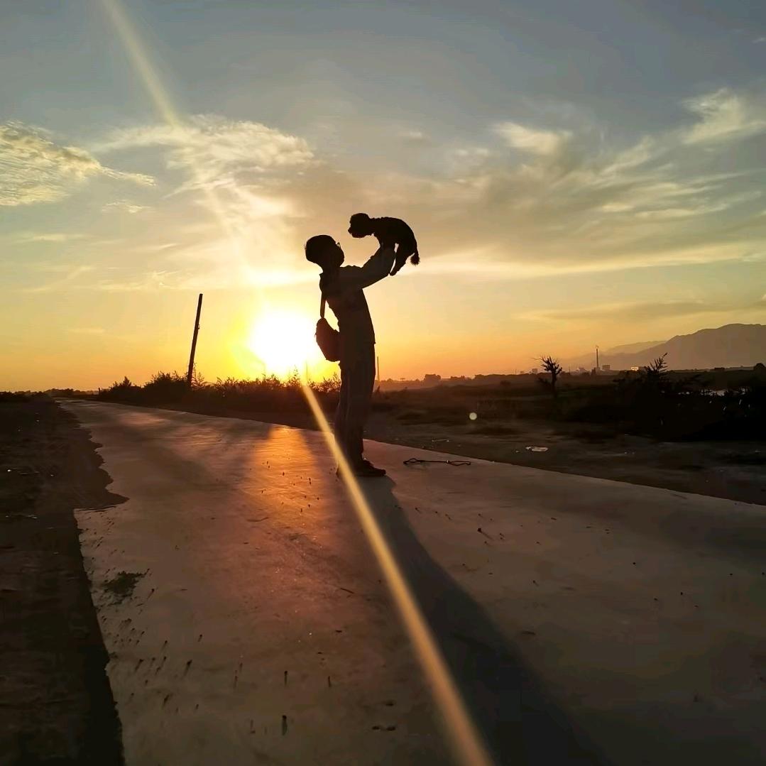 喜气洋洋的锅巴冰淇淋