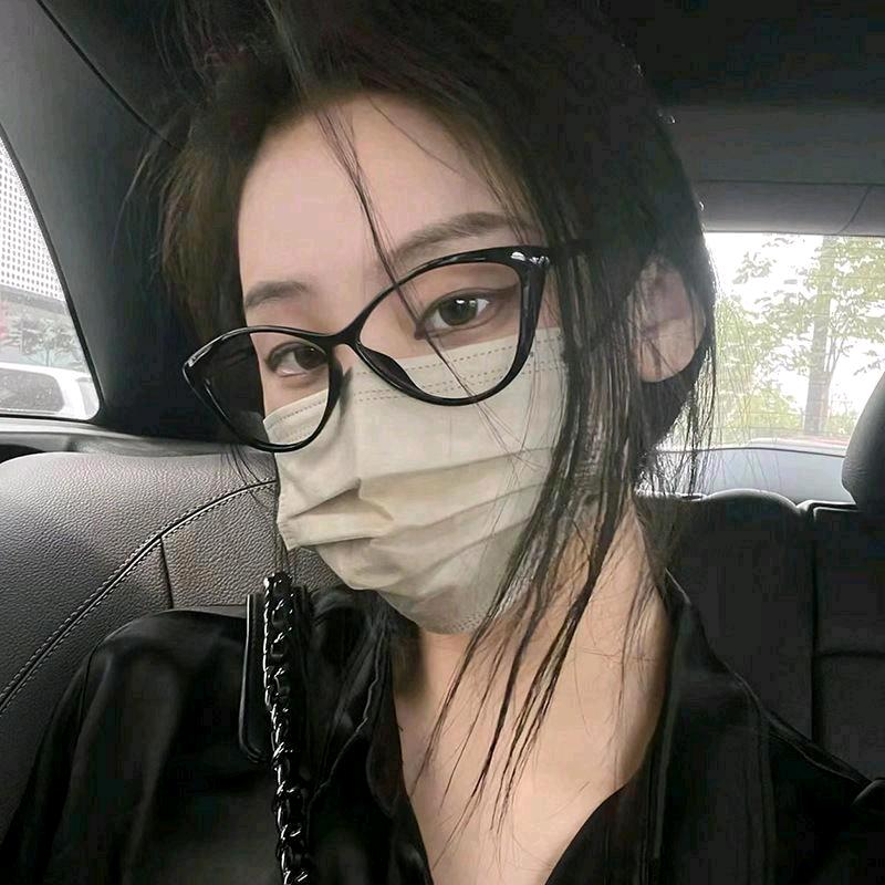 坚强的女孩