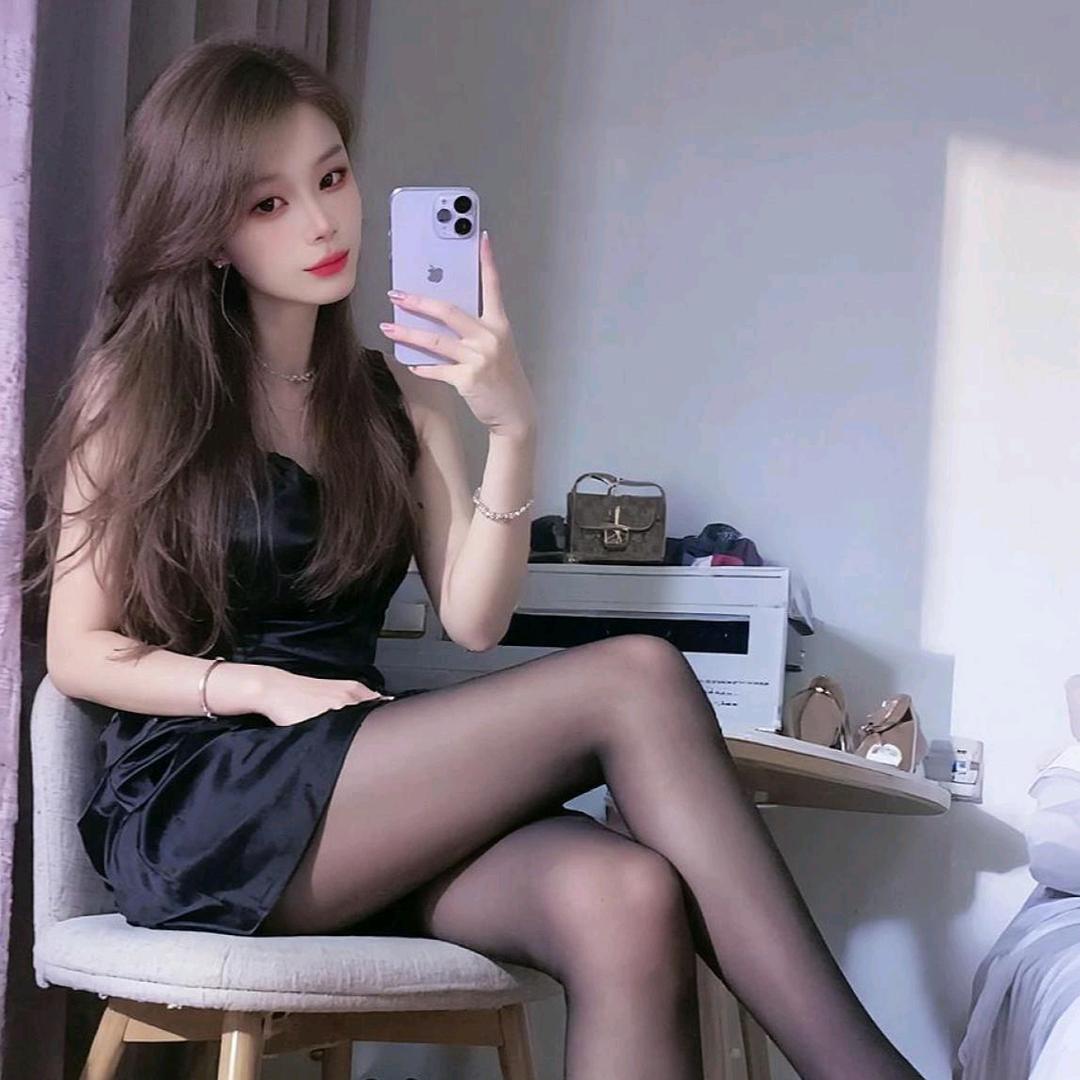 月光女神四块五的妞