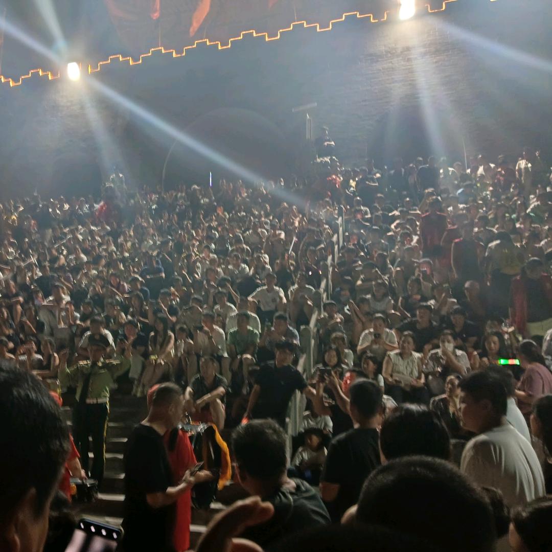 李工抗震配件生产厂家